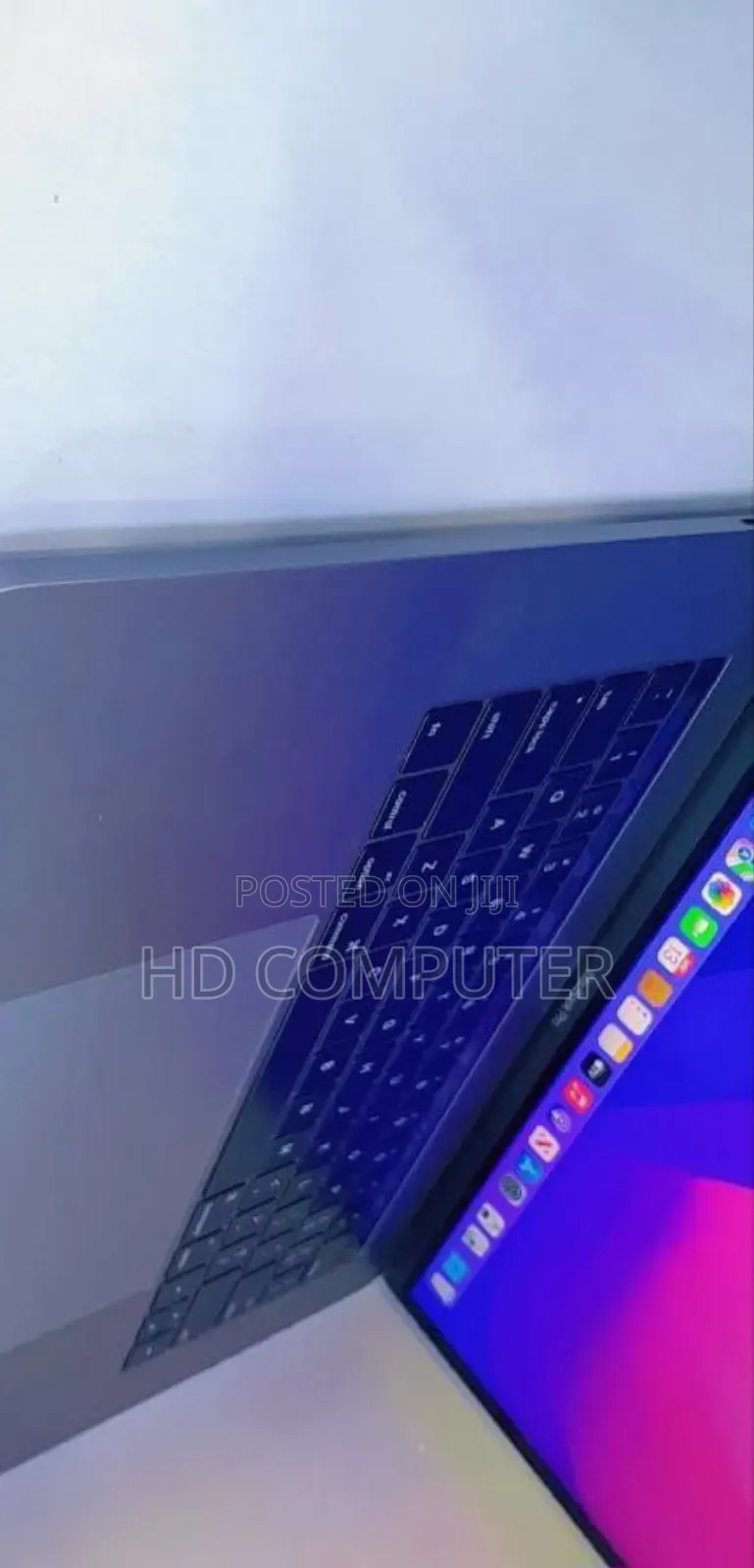 New Laptop Apple MacBook Pro 2017 16GB Intel Core I7 SSD 512GB