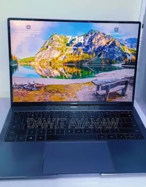 Photo - New Laptop Huawei MateBook 13 WRT-W19E 8GB Intel Core I5 SSD 256GB