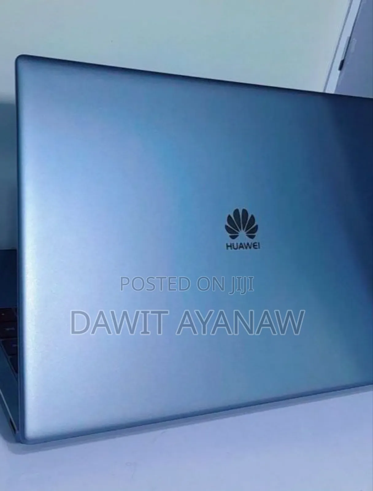 New Laptop Huawei MateBook 13 WRT-W19E 8GB Intel Core I5 SSD 256GB