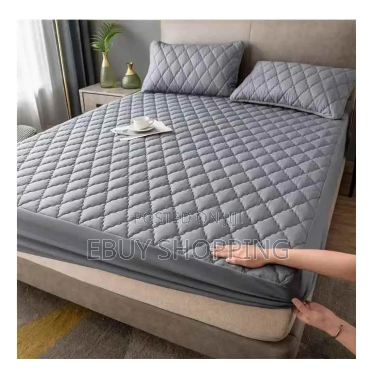 **Allergy-Proof Mattress Cover – Blocks Dust Mites!**