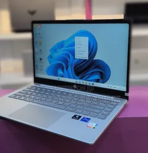 New Laptop HP Stream Notebook 16GB Intel Core I7 SSD 512GB