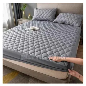 **Ultra-Thin Yet Strong Waterproof Mattress Protector**