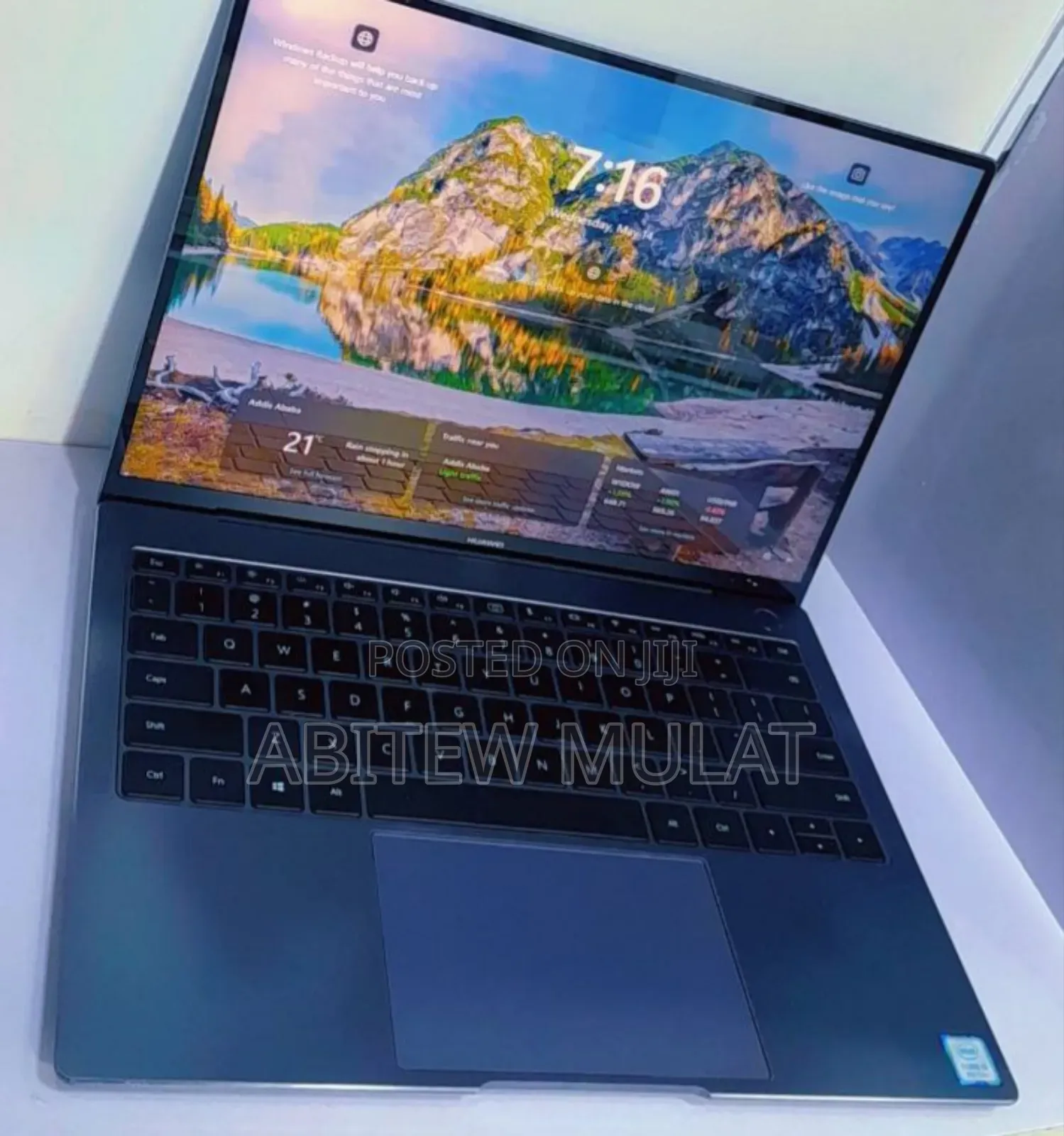 New Laptop Huawei MateBook HZ-W19 8GB Intel Core I5 SSD 256GB