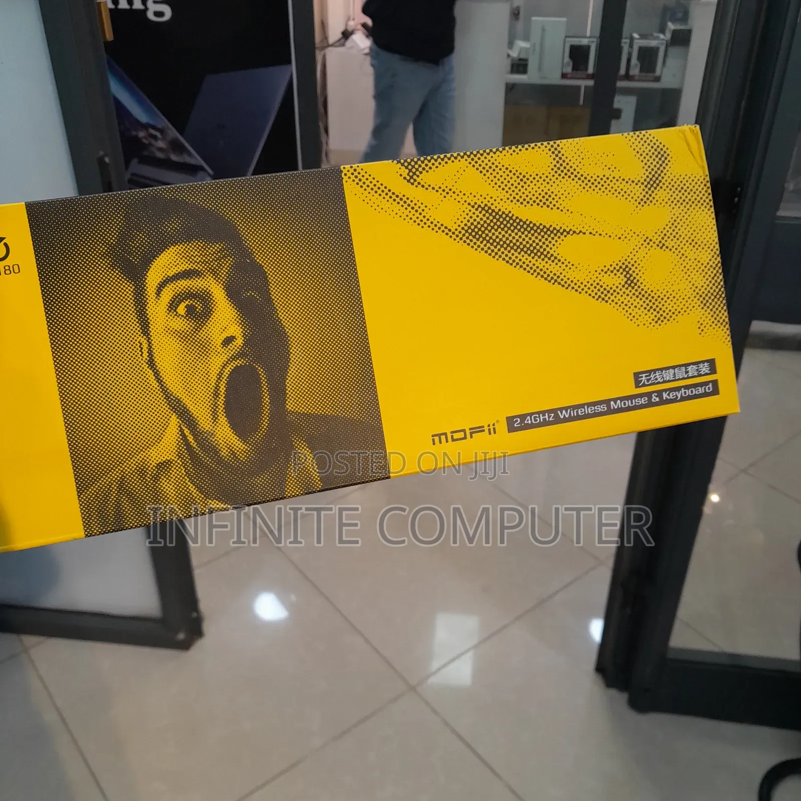 Moffi Wireless Keyboard and Mouse