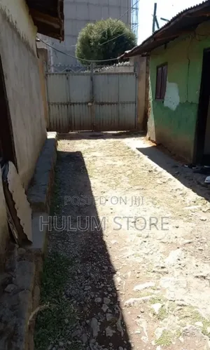 Photo - Furnished 5bdrm House in Yeka for sale