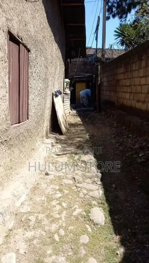 Furnished 5bdrm House in Yeka for sale