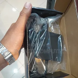 Photo - Lenovo Type C Charger