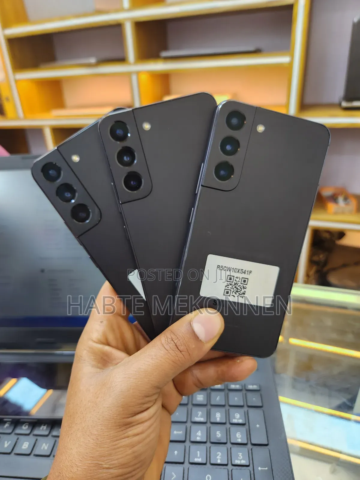 New Samsung Galaxy S22 5G 128 GB Black