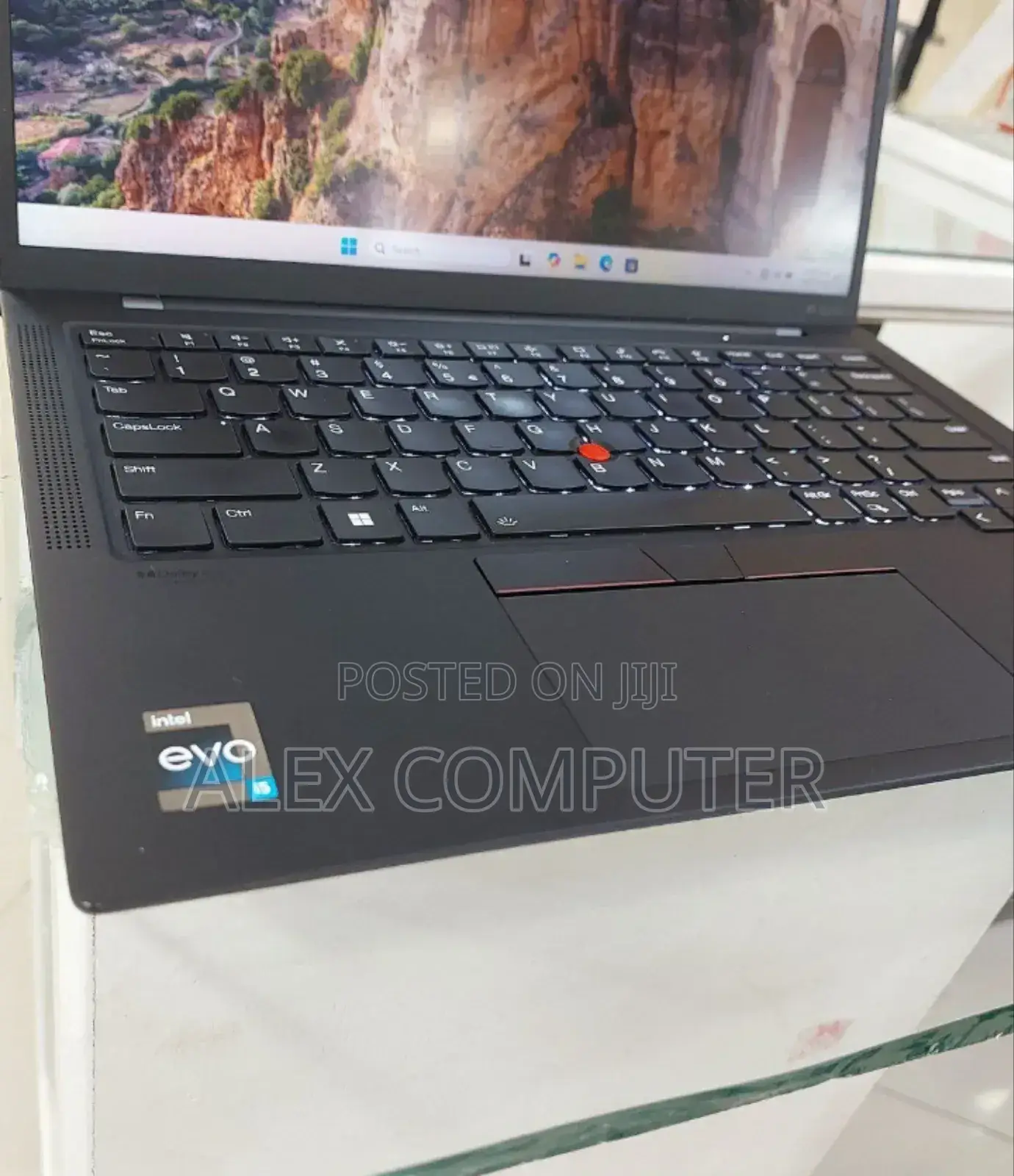 New Laptop Lenovo ThinkPad X1 Carbon 16GB Intel Core I5 SSD 512GB