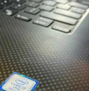 New Laptop Dell Precision 15 3520 16GB Intel Core I7 SSD 512GB