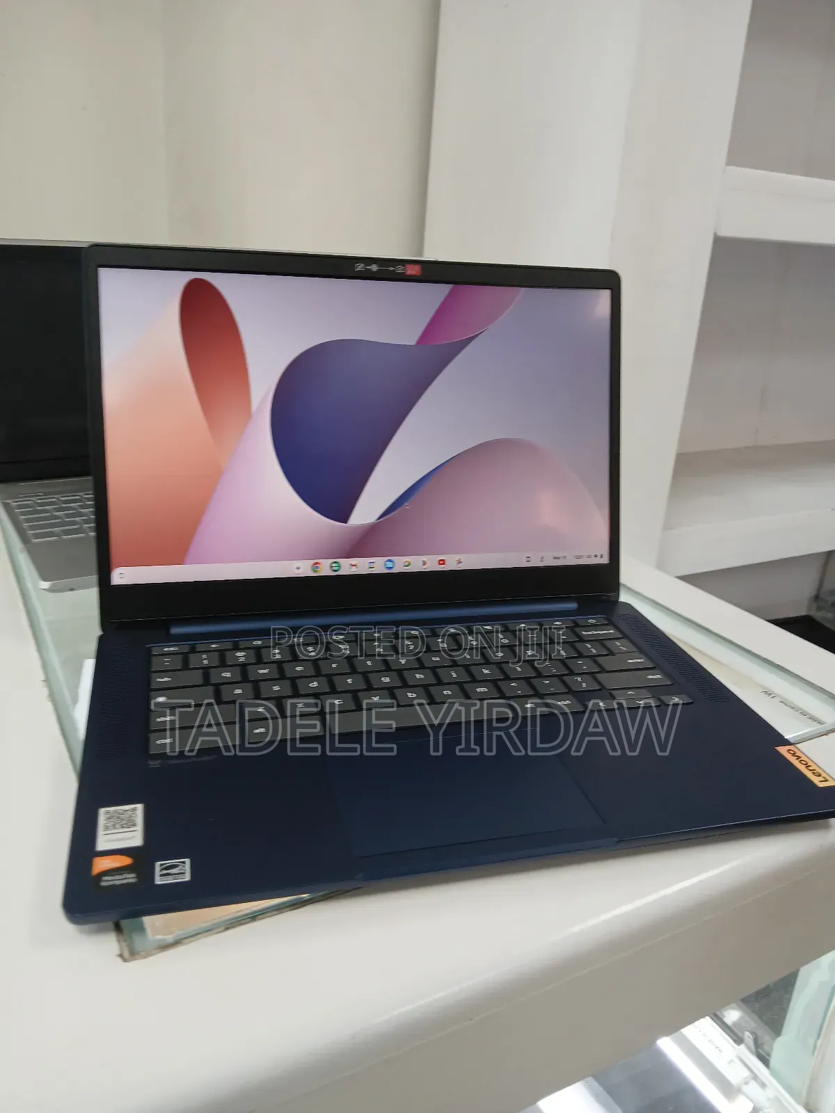 New Laptop Lenovo Chromebook C630 4GB Intel Celeron SSD 60GB