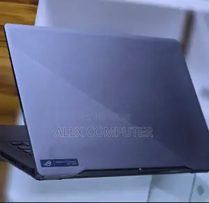 New Laptop Asus ROG Zephyrus G15 16GB Intel Core I7 SSD 1T