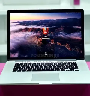 New Laptop Apple MacBook Pro 2015 16GB Intel Core I7 SSD 256GB