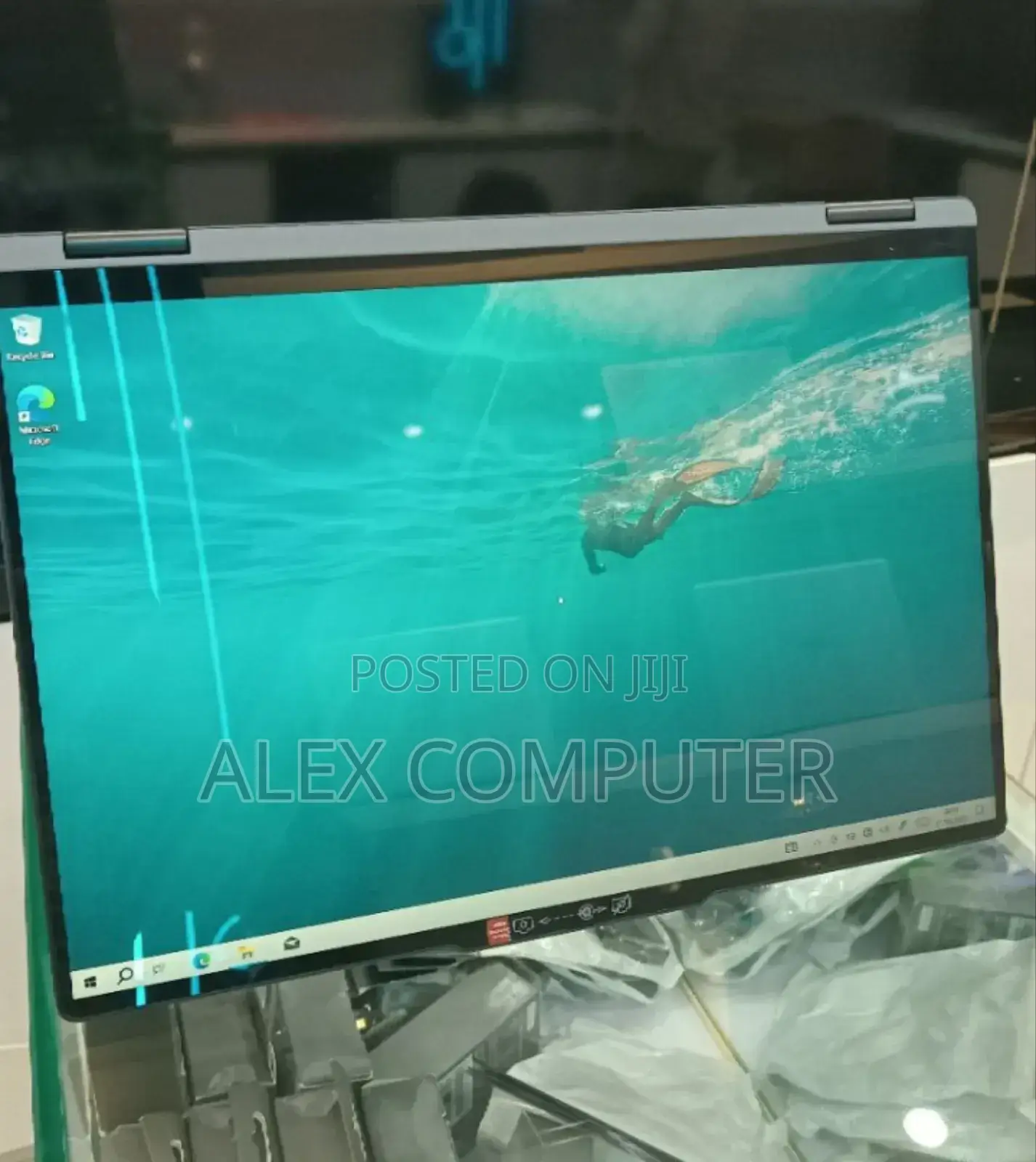 New Laptop Lenovo Yoga 7i 16GB Intel Core Ultra 7 SSD 1T