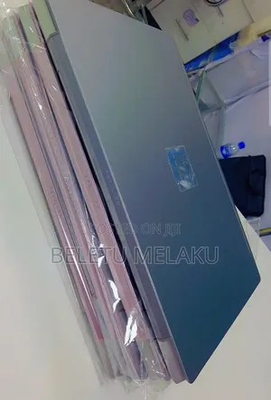 New Laptop HP Pavilion 14 16GB Intel Core I7 SSD 512GB