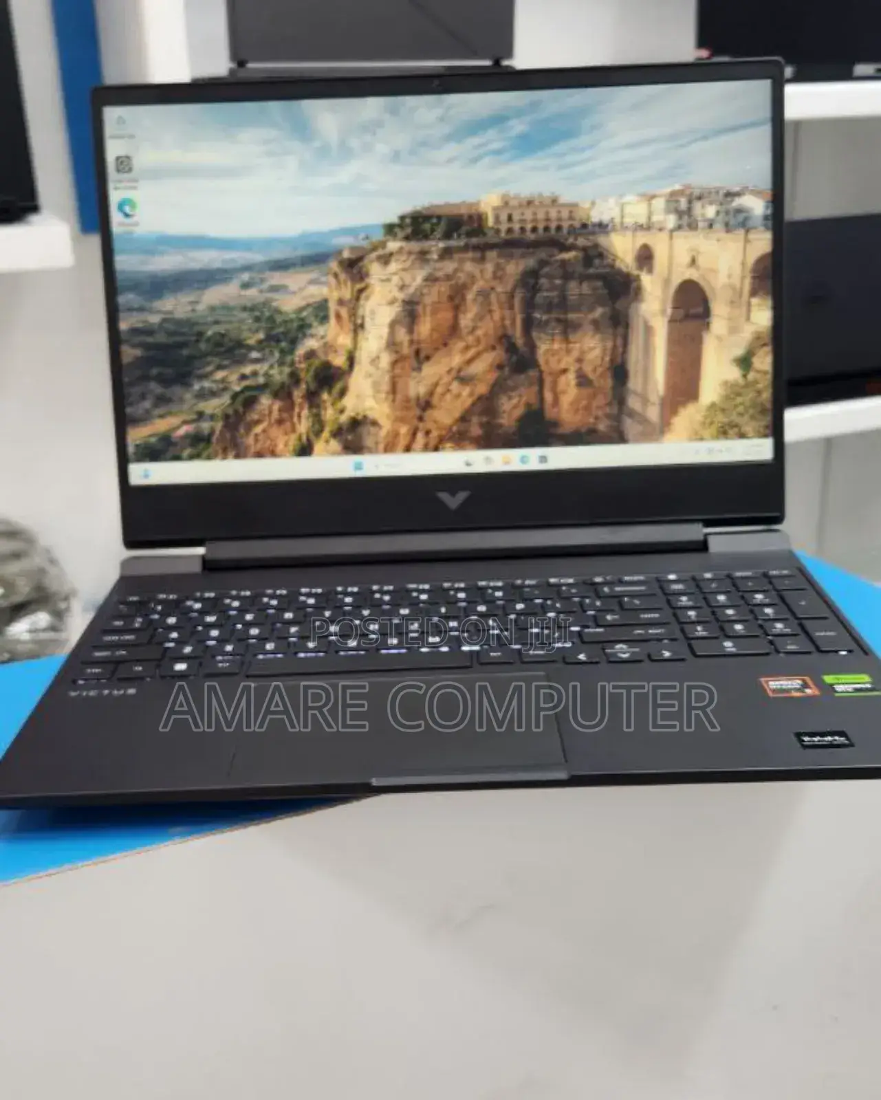 New Laptop HP 16GB AMD Ryzen 5 SSD 1T