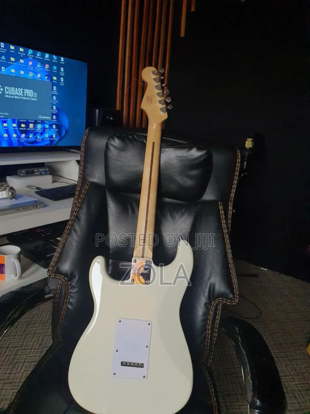 Fender Square Lide Guitar