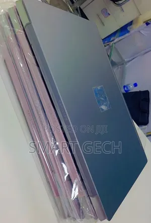 New Laptop HP Pavilion 11 1GB Intel Core I7 HDD+SSD 512GB