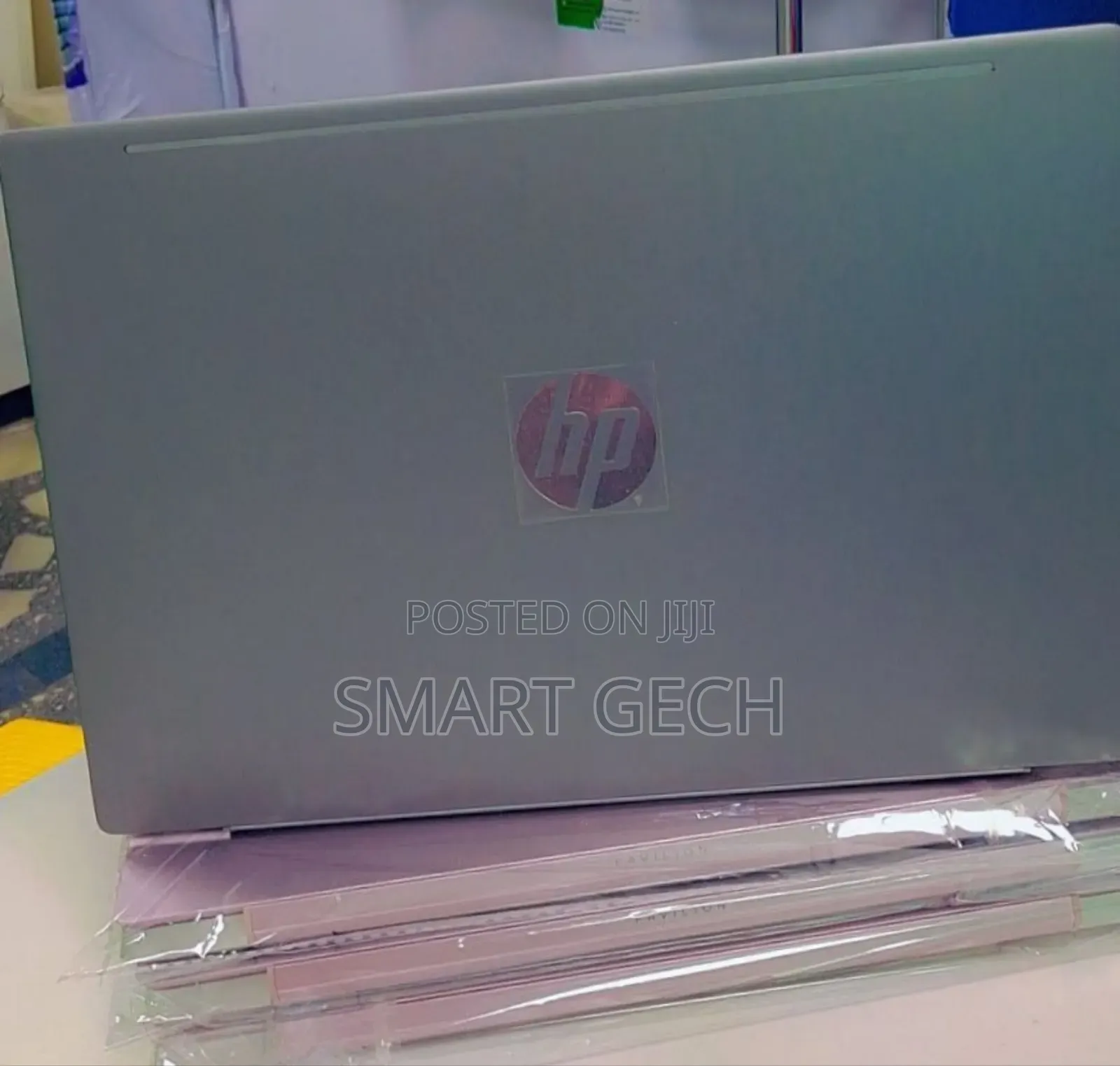 New Laptop HP Pavilion 11 1GB Intel Core I7 HDD+SSD 512GB