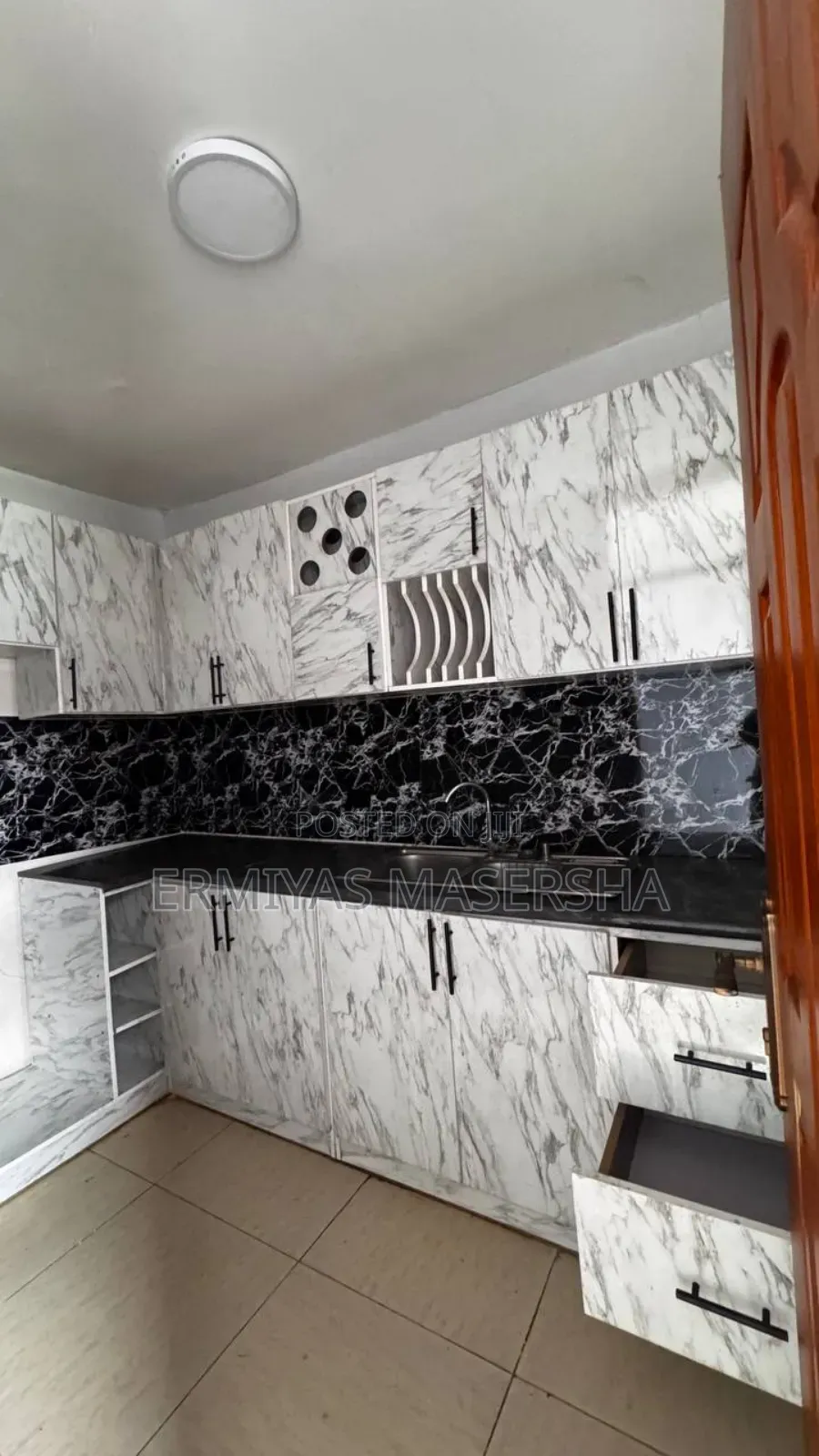 Furnished 2bdrm Apartment in Yeka for sale