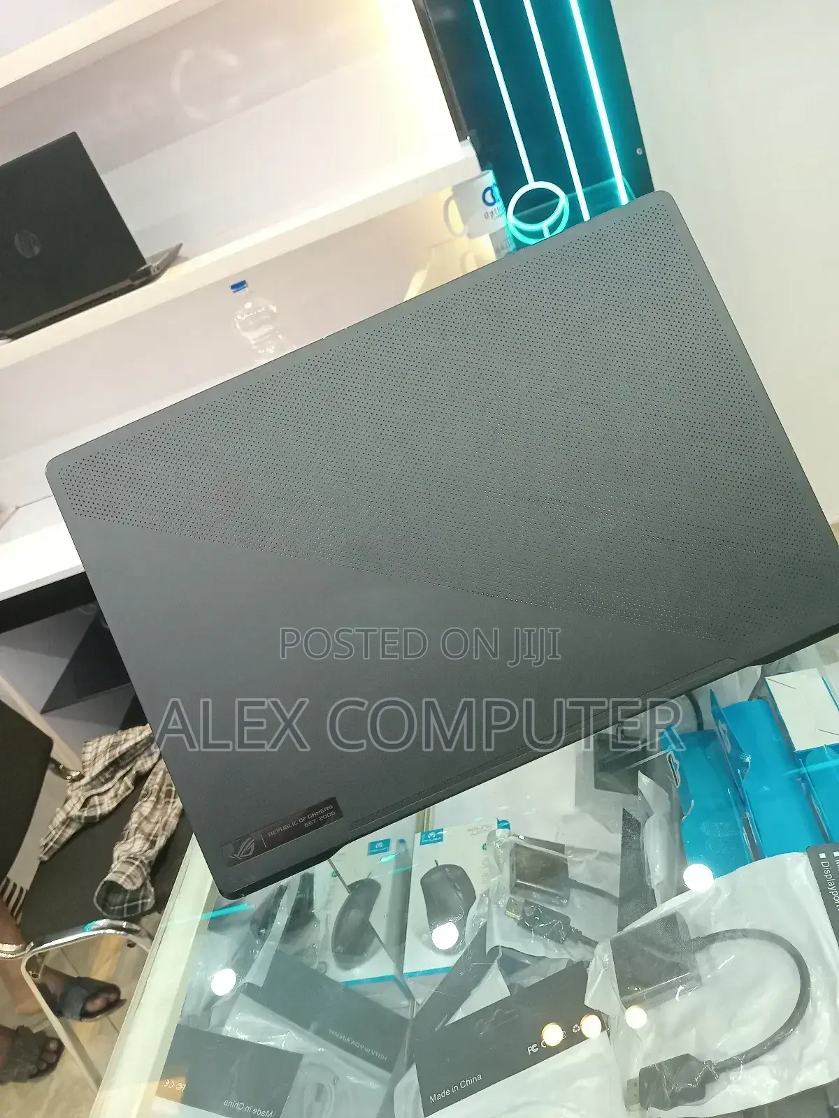 New Laptop Asus ROG Zephyrus G15 16GB AMD Ryzen 9 SSD 1T