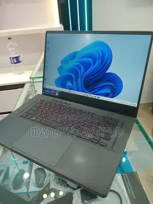 New Laptop Asus ROG Zephyrus G15 16GB AMD Ryzen 9 SSD 1T