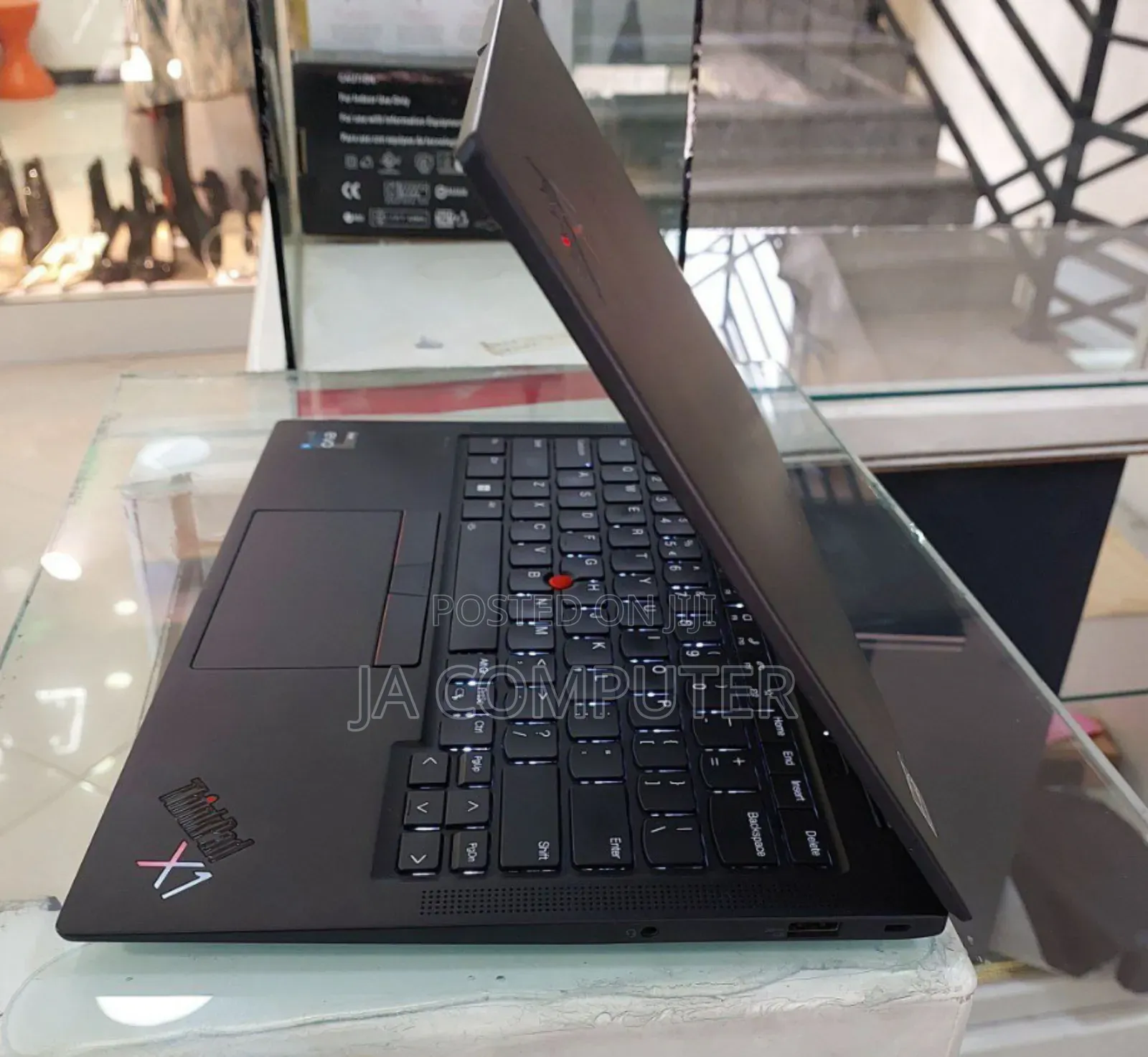 New Laptop Lenovo ThinkPad X1 Carbon 16GB Intel Core I5 SSD 512GB