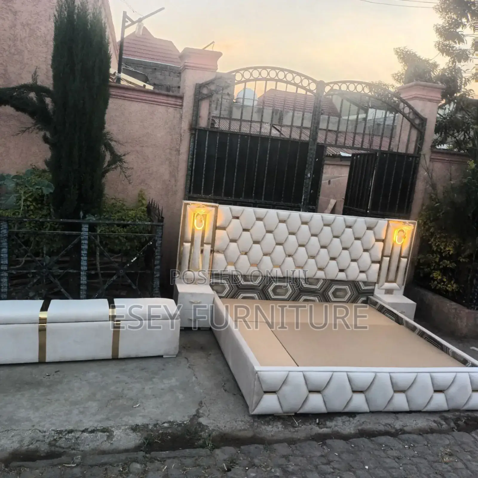 1.80 Full Set Bed Very Comfortable