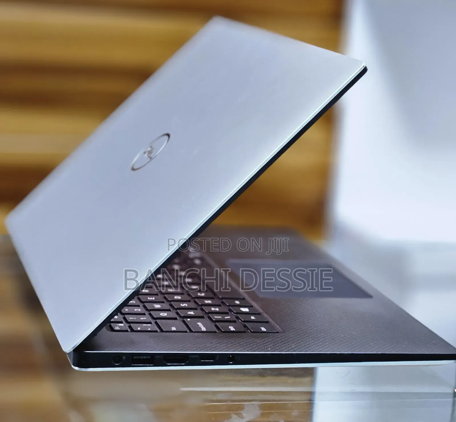 New Laptop Dell XPS 15 16GB Intel Core I7 SSD 512GB