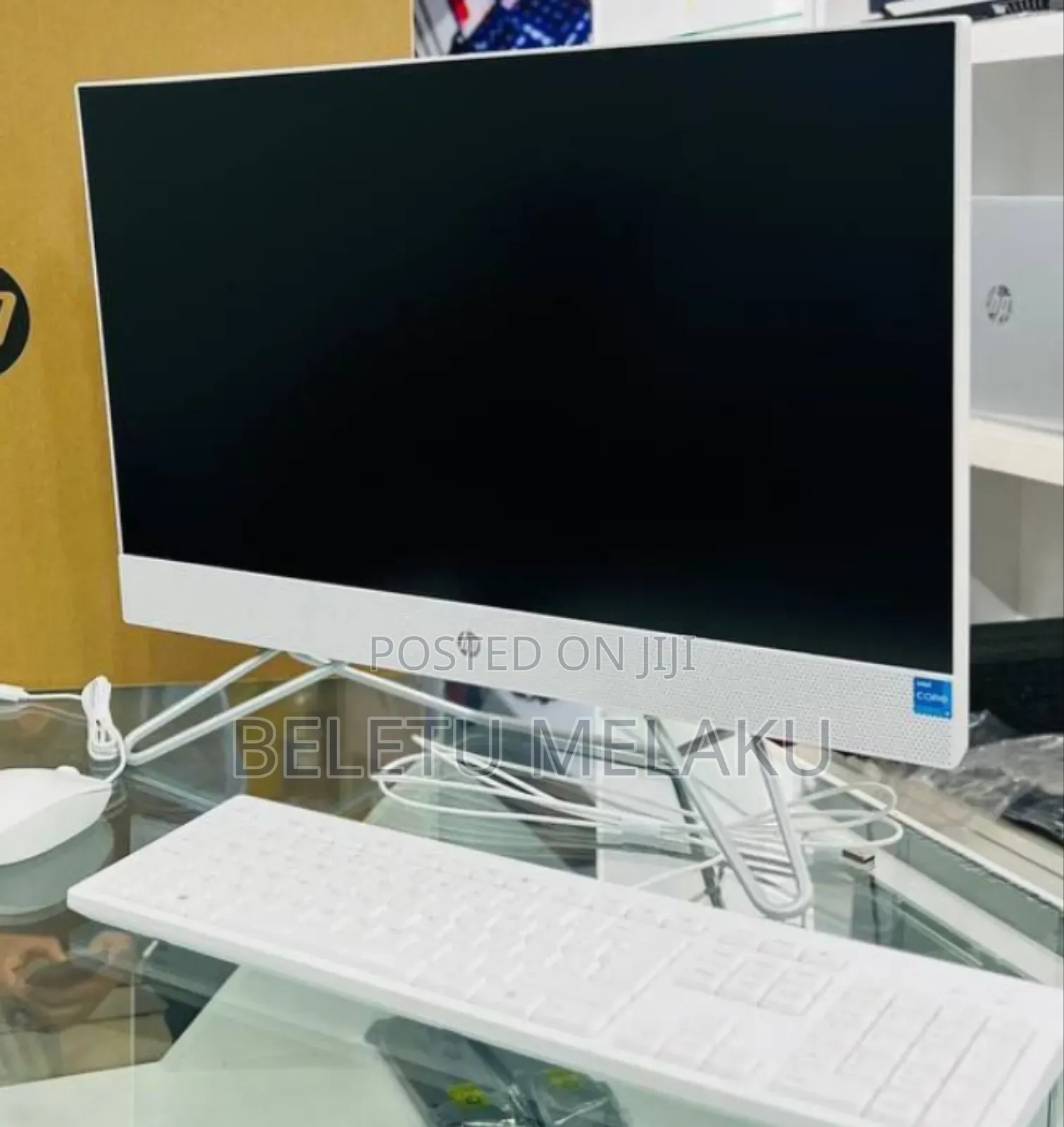 New HP 200 G4 22 All-in-One 8GB Intel Core I7 SSD 512GB