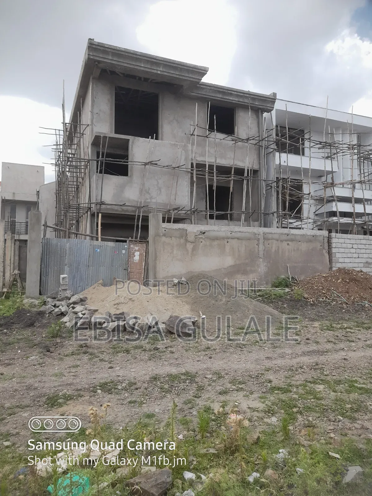 4bdrm Apartment in Yeka for rent