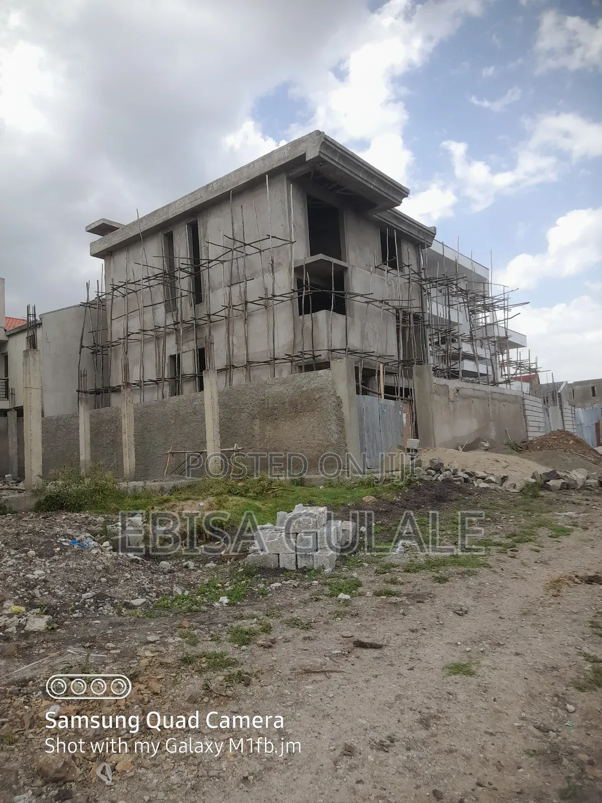 4bdrm Apartment in Yeka for rent