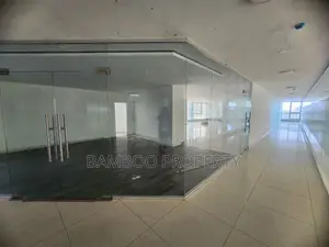 Office for Rent 600 SQM