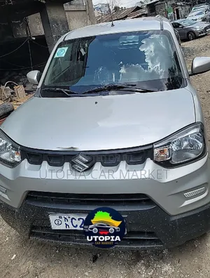 Photo - Suzuki S-Presso 2022 Silver