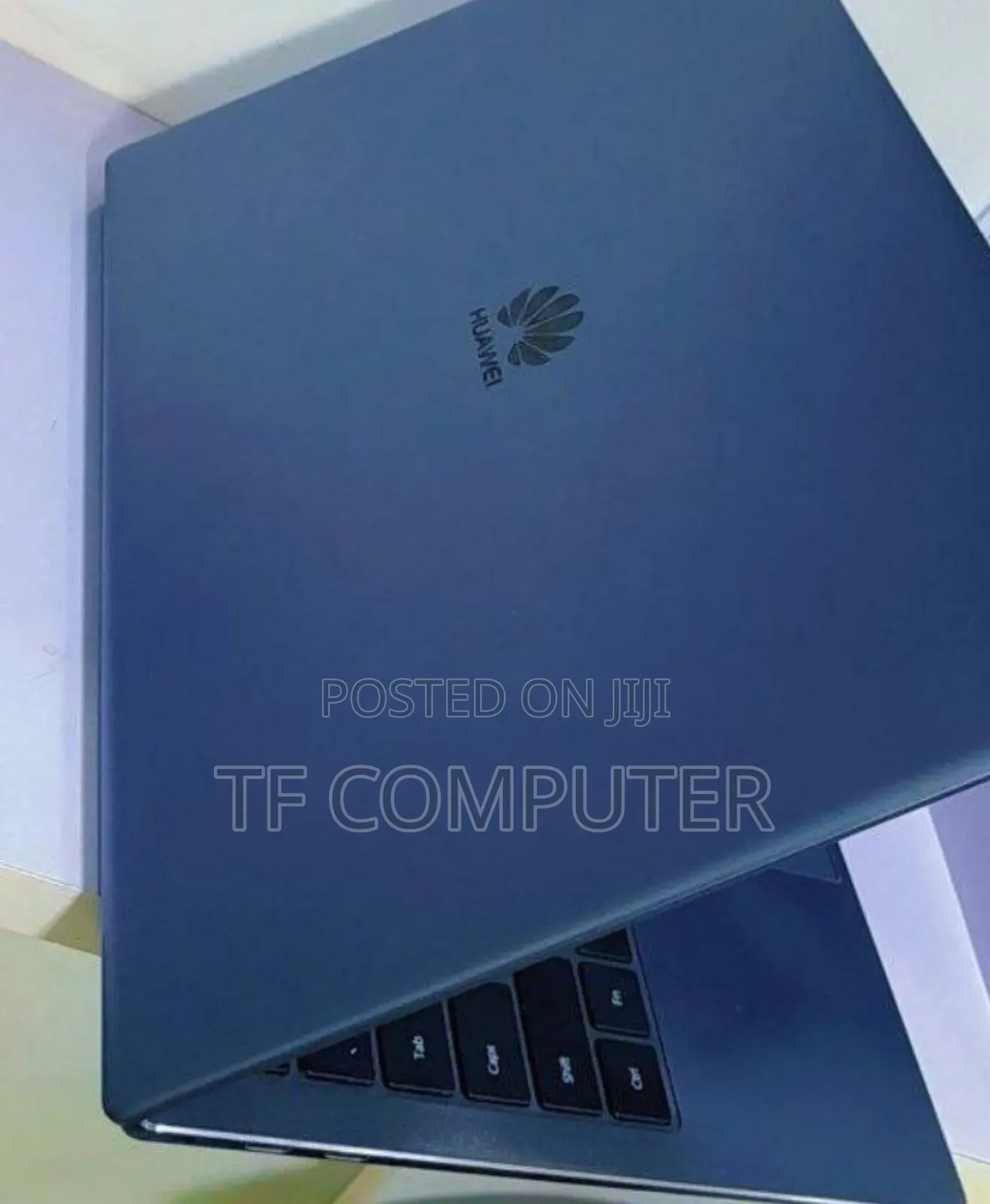 New Laptop Huawei MateBook HZ-W19 8GB Intel Core I5 SSD 256GB