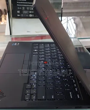 New Laptop Lenovo ThinkPad X1 Carbon 16GB Intel Core I5 SSD 512GB