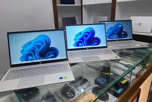 Photo - New Laptop HP Pavilion 15 16GB Intel Core I5 SSD 512GB