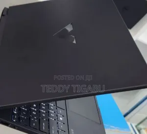 New Laptop HP Victus 15 16GB AMD Ryzen 5 SSD 1T