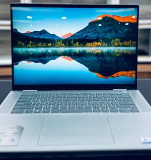 New Laptop Dell Inspiron 16 5620 16GB Intel Core I7 SSD 512GB