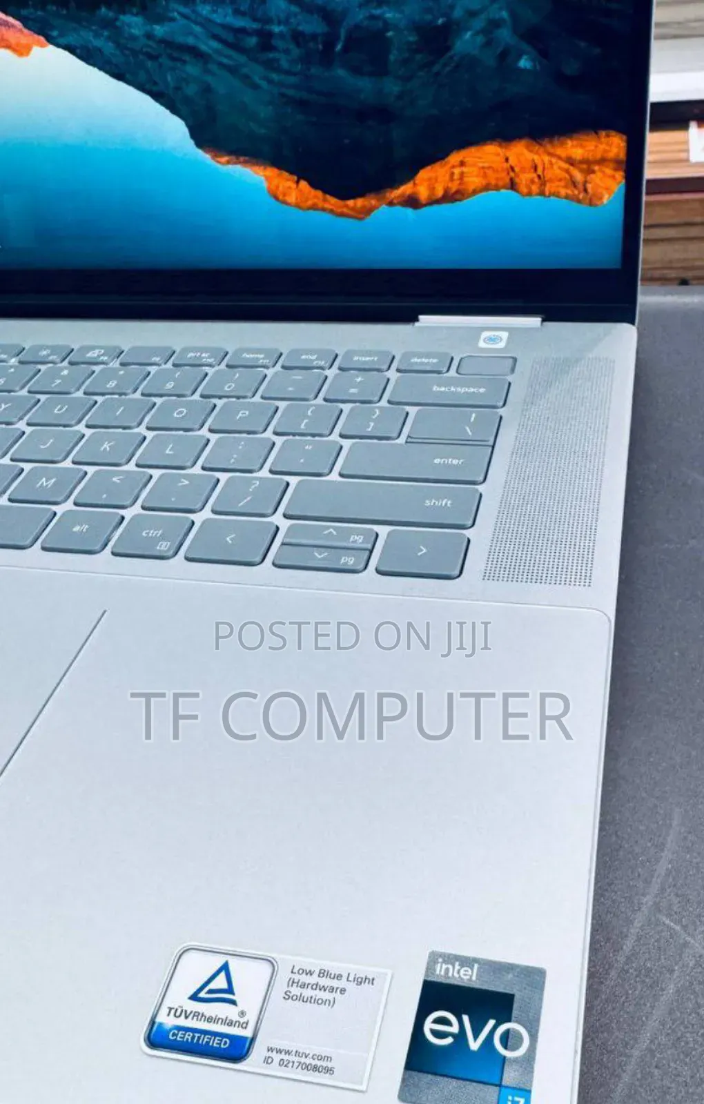 New Laptop Dell Inspiron 16 5620 16GB Intel Core I7 SSD 512GB