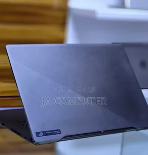 New Laptop Asus ROG Zephyrus G15 16GB Intel Core I9 SSD 1T