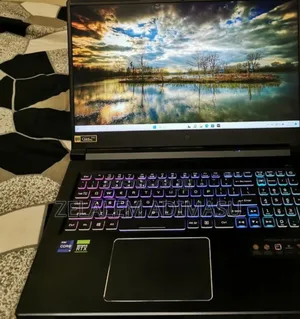 New Laptop Acer Predator Helios 300 16GB Intel Core I9 SSD 512GB