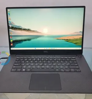 New Laptop Dell XPS 15 16GB Intel Core i7 SSD 512GB