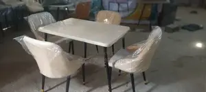 Photo - Dining Tabel + Lezer Chairs