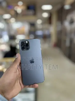 Photo - Apple iPhone 12 Pro 128 GB Gray