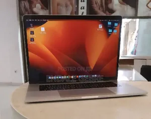 Photo - New Laptop Apple MacBook Pro 2017 16GB Intel Core I7 SSD 512GB