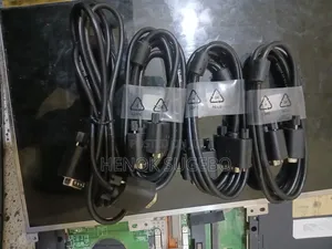 Photo - Vga Ports Cable