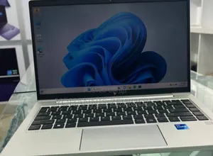New Laptop HP EliteBook 840 G8 16GB Intel Core I7 SSD 512GB