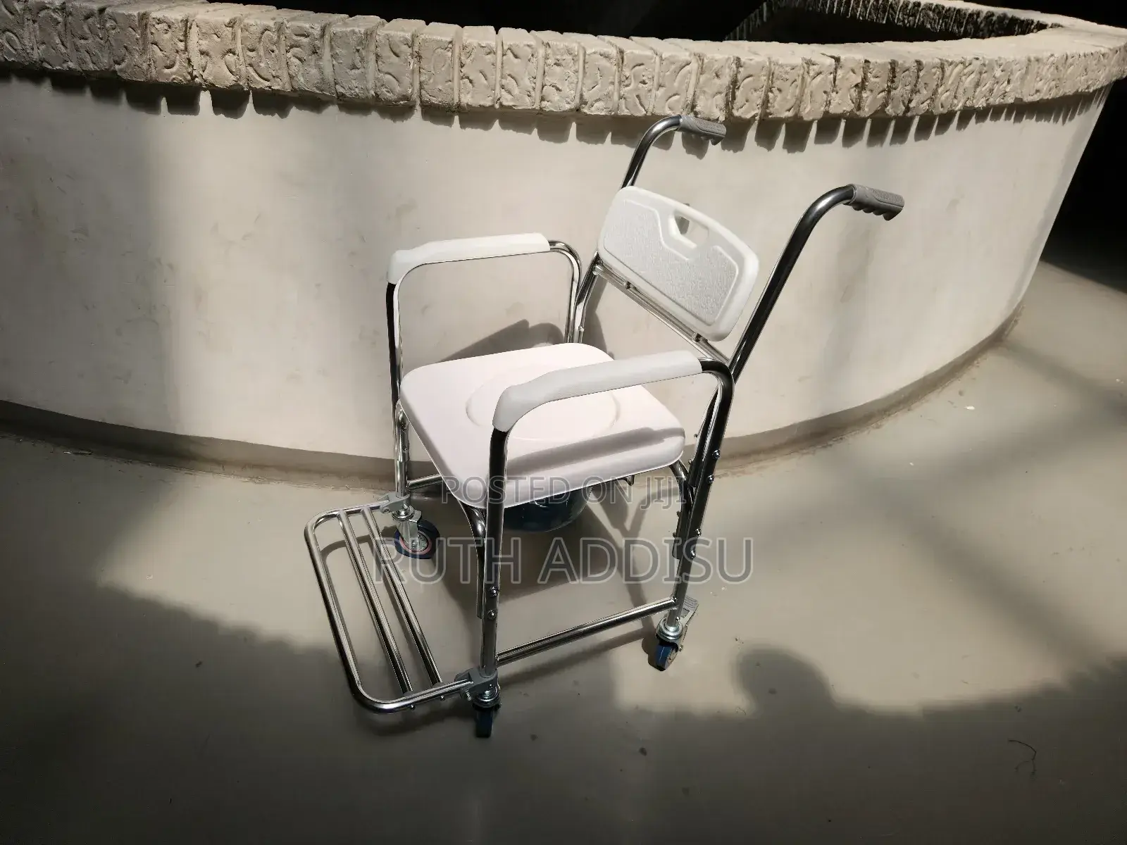 Commode Chair67commode Chair66commode Chair01commode Chair