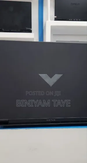 New Laptop HP Victus 15 16GB AMD Ryzen 5 SSD 1T